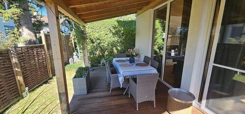 grosse überdachte Terrasse - Einfamilienhaus mit 156,00 m&sup2; in Hohenlinden zum Kaufen