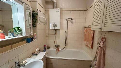 Badezimmer 2. Obergeschoss - 