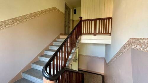 Treppenhaus zum Dachgeschoss - 