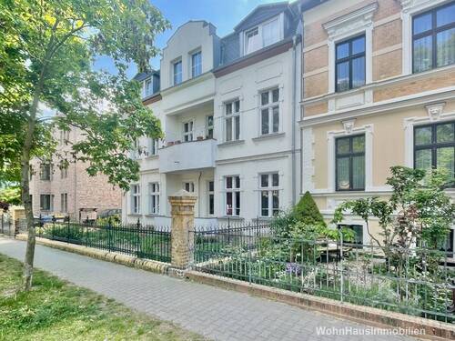 Treppenhaus - Etagenwohnung mit 119,50 m² in Berlin zum Kaufen