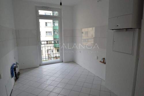 Offene Küche - Etagenwohnung mit 90,00 m&sup2; in Mainz-Neustadt zur Miete