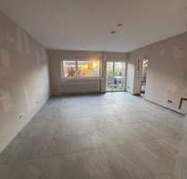 **FINANZIEREN WIE FRÜHER!!! EBENERDIGE ERDGESCHOSSWOHNUNG MIT BODENTIEFER DUSCHE UND GARTEN** - Teltow Ruhlsdorf