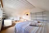 Schlafzimmer im Dachgeschoss - 