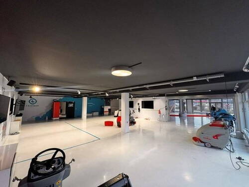 showroom - 