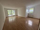 Wohn-/Esszimmer - Helle 2,5 Zimmerwohnung mit Wintergarten in zentraler Lage