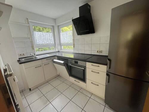 Küche - Etagenwohnung mit 62,00 m&sup2; in Stuttgart-Untertürkheim zur Miete