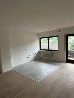 Offene Küche - Etagenwohnung mit 142,00 m&sup2; in Hirschhorn zur Miete