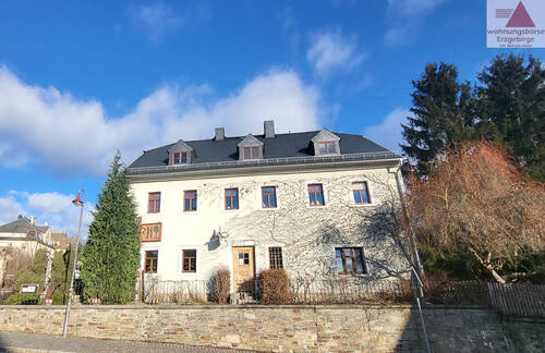 Frontansicht - Hotel, Pension, Gasthof in Lauter-Bernsbach