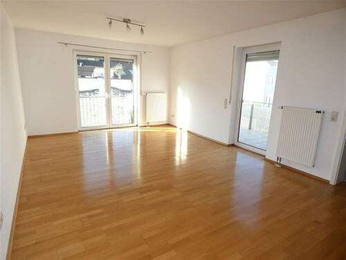 Lichtdurchfluteter Wohn-/ Essraum - Wohnen im Zentrum von Neustadt - 650,00 EUR Kaltmiete, ca.  56,00 m² Wohnfläche