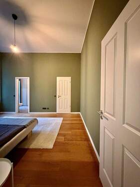 Master SZ Zugang Bad/Ankleide - 3 Zimmer Etagenwohnung zum Kaufen in Berlin