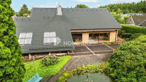 Außenansicht Drohne 4 - 7 Zimmer Bungalow zum Kaufen in Kropp