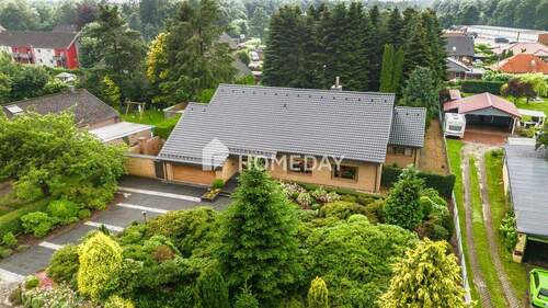 Außenansicht Drohne 6 - Bungalow mit 377,00 m&sup2; in Kropp zum Kaufen