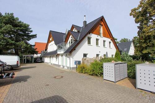 Zufahrt - 2 Zimmer Etagenwohnung zum Kaufen in Prerow