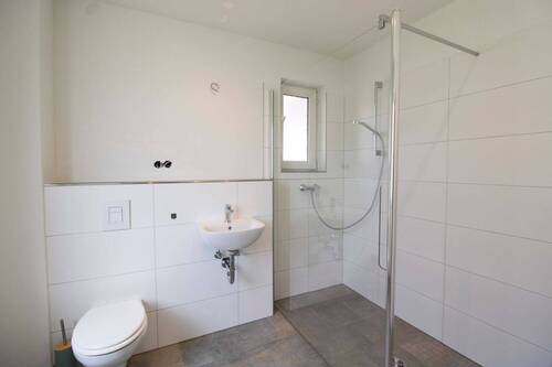 Duschbad EG - Einfamilienhaus mit 199,00 m&sup2; in Bad Oeynhausen zum Kaufen