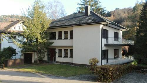 Straßenansicht - 