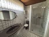 Tageslichtbad mit Dusche - 