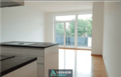 Wohn-/Küchenbereich - 2 Zimmer Etagenwohnung in Berlin