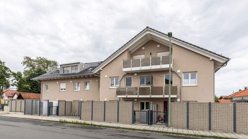 Straßenansicht - 