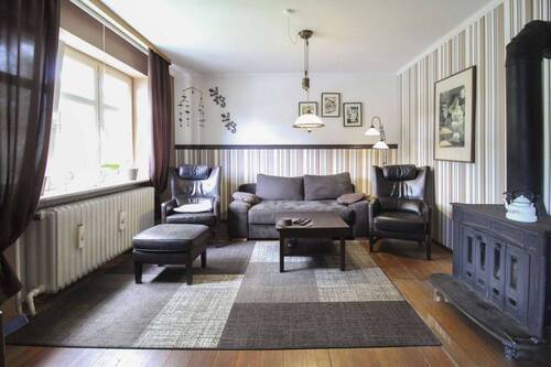 Wohnzimmer - 4 Zimmer Einfamilienhaus zum Kaufen in Glückstadt