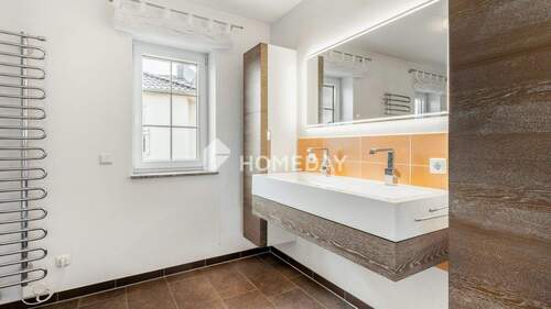 1. OG Badezimmer 1 - 