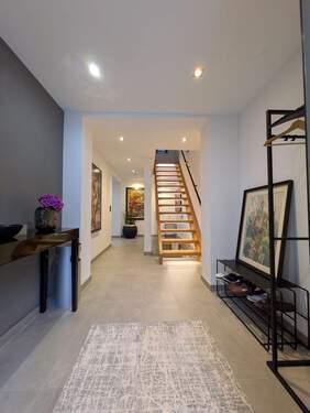 Diele - 5 Zimmer Mehrfamilienhaus, Wohnhaus in Plau am See