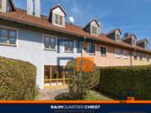 Titelbild - Familienfreundliches Reihenmittelhaus mit ausgebautem Dachgeschoss, Garage und Garten