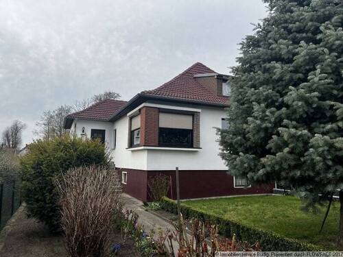 Vorgarten - 5 Zimmer Einfamilienhaus in Oberbarnim