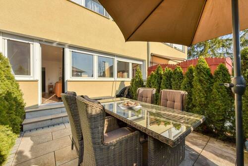 Terrasse zum Wohnen - Einfamilienhaus mit 136,00 m² in Korntal-Münchingen zum Kaufen