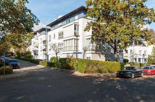 Hausansicht - Trachau - geräumige, helle 1-Zimmer-Wohnung mit Südwestausrichtung
