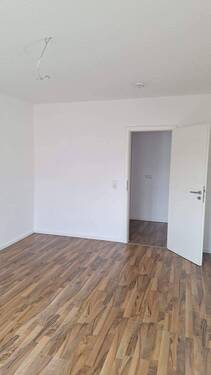 WhatsApp Image 2025-10-18 at 12.41.42 (2).jpeg - 2 Zimmer Etagenwohnung in Chemnitz