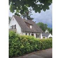 Charmantes freistehendes Einfamilienhaus mit wunderschönen Garten - Ansbach Eyb