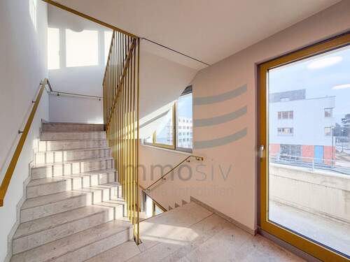 Hausflur - 2 Zimmer Etagenwohnung zum Kaufen in Wustermark