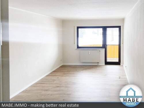 Wohnzimmer - 2 Zimmer Etagenwohnung zur Miete in Gersdorf