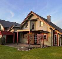 Dieses Haus fühlt man - Massivholz, Kamin & pure Wohlfühlatmosphäre! - Kranenburg Nütterden