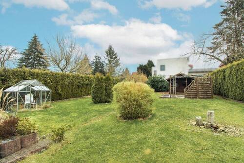 Garten - 8 Zimmer Einfamilienhaus in Oerlinghausen