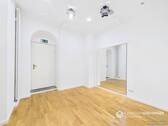Büro/Mitarbeiter - 