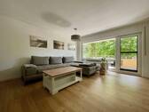 Wohnzimmer - 4 Zimmer Etagenwohnung zum Kaufen in Ludwigsburg
