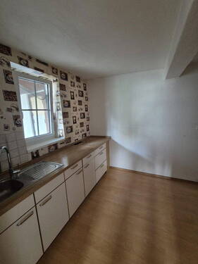 Bild 3 - 5 Zimmer Reihenmittelhaus in Sinntal