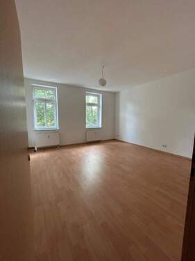 Schlafzimmer - 3 Zimmer Etagenwohnung zur Miete in Chemnitz