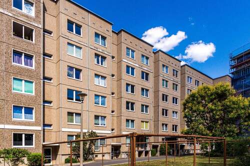 Hofansicht.jpg - Büro oder flexible Gewerbeeinheit in einer verkehrsgünstigen Lage