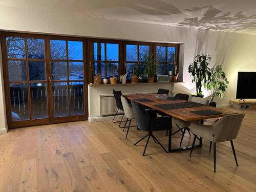Wohn/Essbereich - Großzügige Bel Etage mit 3 Balkonen Einbauküche und neuem Bad