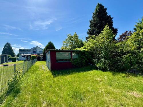 Ansicht hinten mit Gartenhaus - 