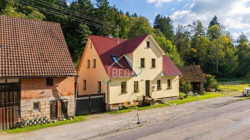 Außenansicht - 5 Zimmer Einfamilienhaus in Fichtenberg / Rauhenzainbach