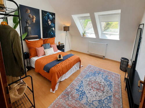 Schlafzimmer - Etagenwohnung mit 89,00 m&sup2; in Zirndorf zum Kaufen