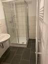 Bad mit Dusche - 