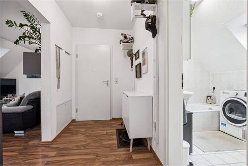 Diele - Etagenwohnung mit 59,00 m² in Königsbrunn zum Kaufen