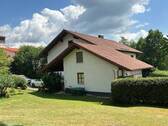 Nordansicht - 8 Zimmer Einfamilienhaus zum Kaufen in Neukirchen