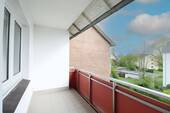 Balkon (2) - 3 Zimmer Etagenwohnung in Neustadt in Holstein