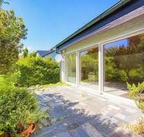 Stilvolles Einfamilienhaus mit großem Garten und exklusivem Wellnessbereich - Lappersdorf Lorenzen