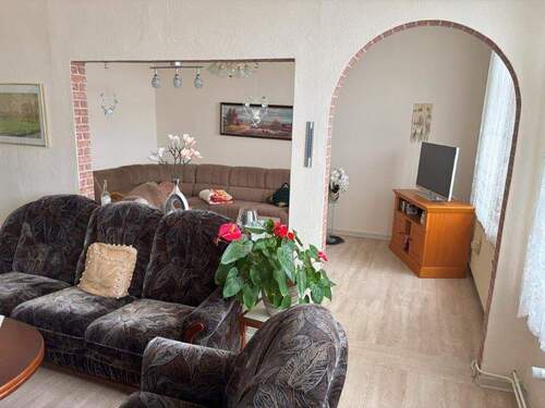 Wohn- und Esszimmer - 